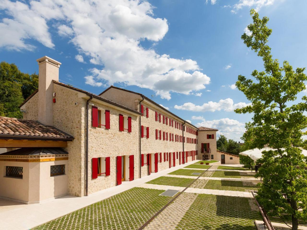 特努塔圣埃弗米亚农家乐 San Pietro Di Feletto 外观 照片